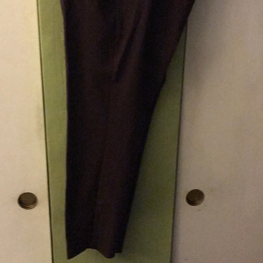 burgundy, ankle pants, back & front pockets